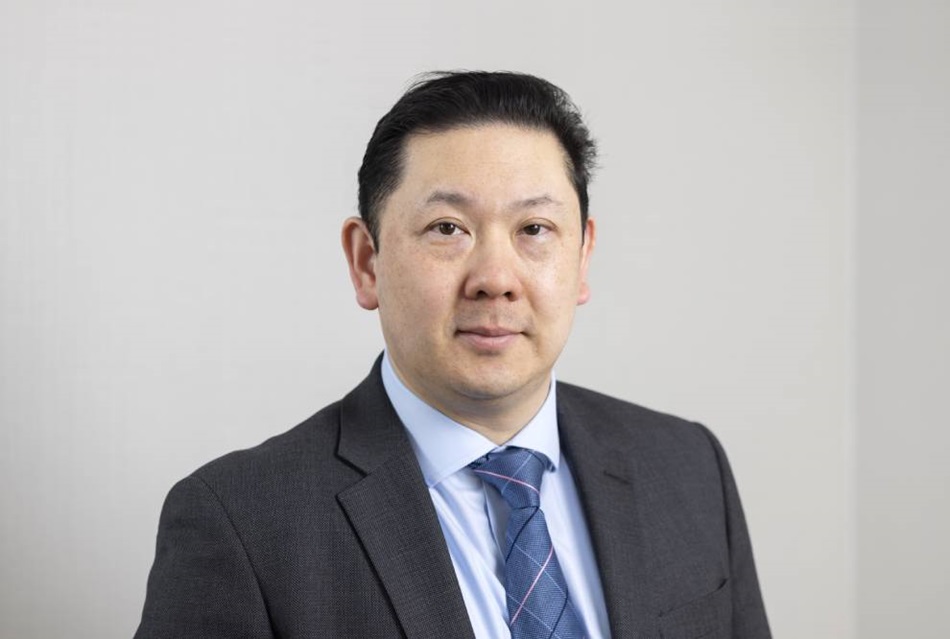 About Robert Lee - image